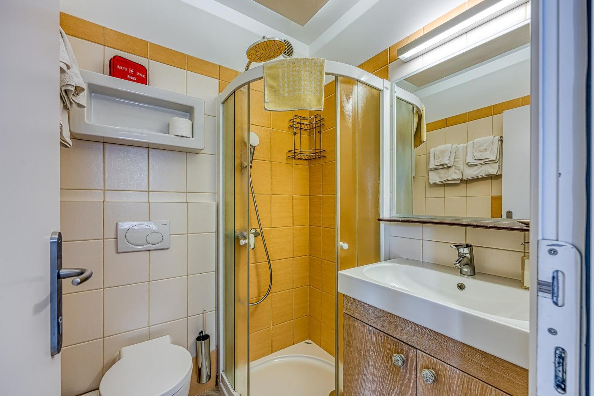 Debeli Rtic Apartments - Happy Rentals อังคาราน ภายนอก รูปภาพ